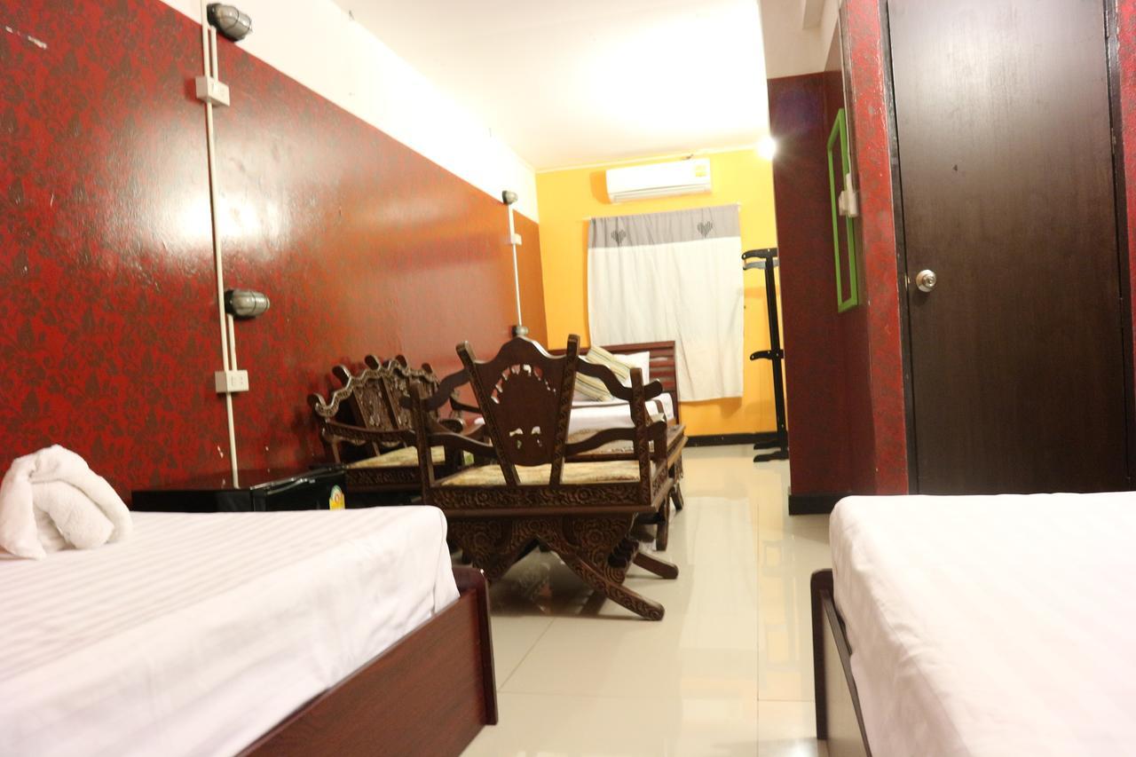 999 Triplenine Chiangmai Hostel Chiang Mai Exterior photo