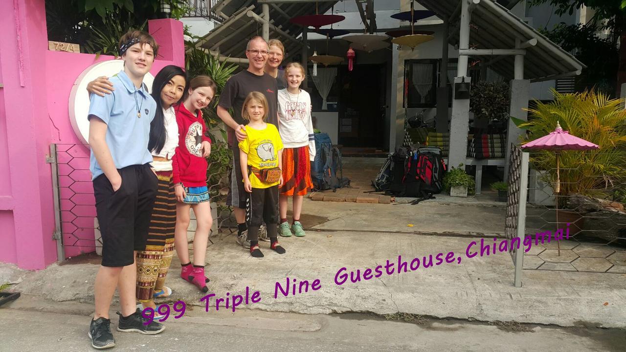 999 Triplenine Chiangmai Hostel Chiang Mai Exterior photo